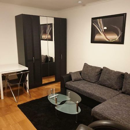 Breite Familien Apartment Базел Екстериор снимка