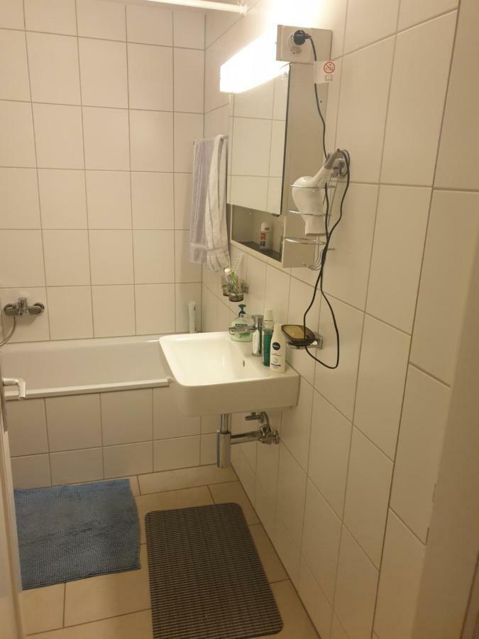 Breite Familien Apartment Базел Екстериор снимка